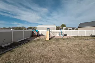 625 S 2400 W, Vernal, UT 84078 - Photo 23