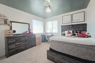 625 S 2400 W, Vernal, UT 84078 - Photo 17