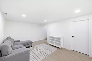 460 S 1450 E, Provo, UT 84606 - Photo 21