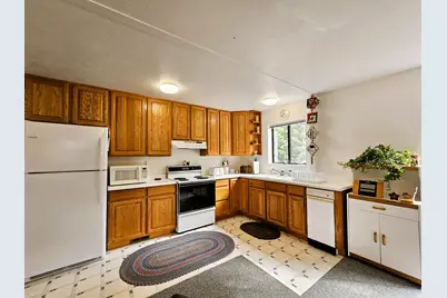 38 Twin Creek Dr #V38, Mount Pleasant, UT 84647 - Photo 9