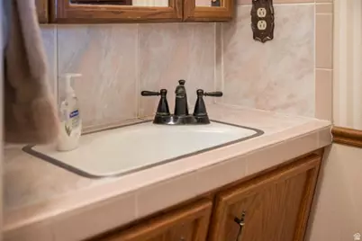 731 W 300 N, Vernal, UT 84078 - Photo 47