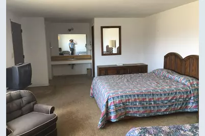 570 W Main St, Green River, UT 84525 - Photo 3