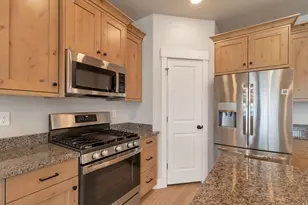 278 E 1850 N, North Ogden, UT 84414 - Photo 7