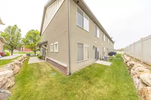2414 S Andover St W, West Haven, UT 84401 - Photo 23