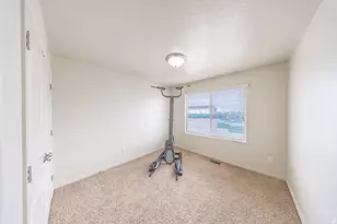2414 S Andover St W, West Haven, UT 84401 - Photo 17