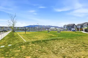 1188 E Dogwatch Dr, Saratoga Springs, UT 84045 - Photo 27