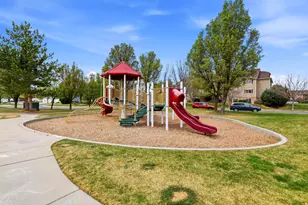 8083 N Ridge Loop E, Eagle Mountain, UT 84005 - Photo 15