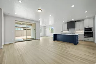 1627 N Ascent St, Washington, UT 84780 - Photo 5