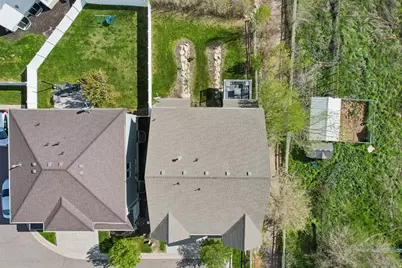 1374 E Primrose Ct N #106, Layton, UT 84040 - Photo 51