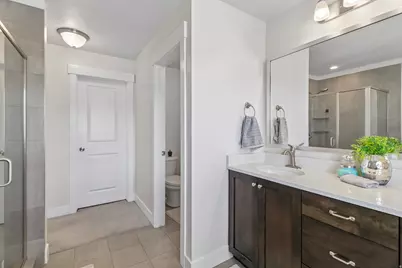 1374 E Primrose Ct N #106, Layton, UT 84040 - Photo 23