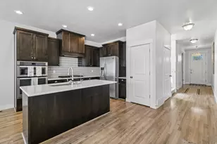 1374 E Primrose Ct N, Layton, UT 84040 - Photo 9