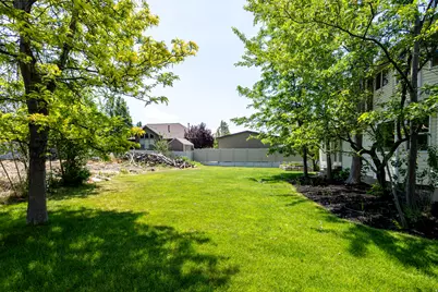 795 S Locust Ave, Pleasant Grove, UT 84062 - Photo 41