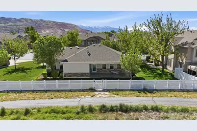948 W Chelsea Ln N, North Salt Lake, UT 84054 - Photo 19