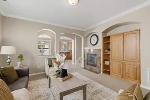 948 W Chelsea Ln N, North Salt Lake, UT 84054 - Photo 5