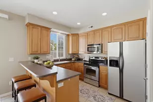 948 W Chelsea Ln N, North Salt Lake, UT 84054 - Photo 7