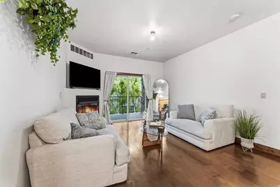 2011 S 2100 E #312, Salt Lake City, UT 84108 - Photo 5