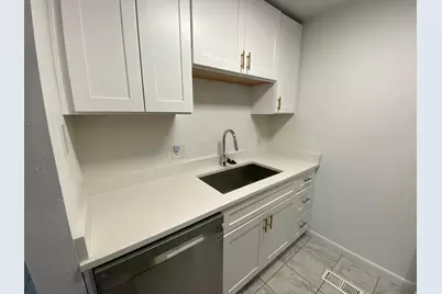 425 S 900 E, Salt Lake City, UT 84102 - Photo 5