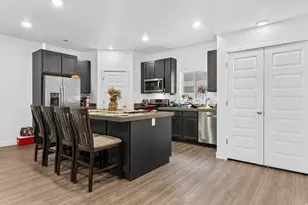 4569 W Pleasant Ct, West Valley, UT 84120 - Photo 5