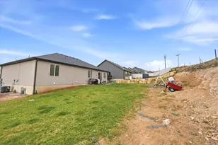 332 Red Rock Dr, Santaquin, UT 84655 - Photo 29