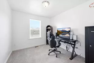 332 Red Rock Dr, Santaquin, UT 84655 - Photo 19