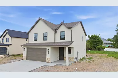 844 N 400 W, Logan, UT 84321 - Photo 3