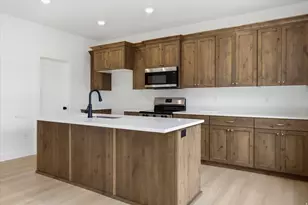 844 N 400 W, Logan, UT 84321 - Photo 11