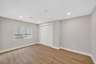1274 W Sagehill Dr, Saratoga Springs, UT 84045 - Photo 27
