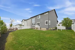 1274 W Sagehill Dr, Saratoga Springs, UT 84045 - Photo 29