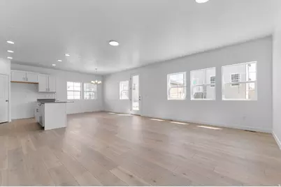 8227 W Sentinal Peak Dr, Magna, UT 84044 - Photo 9