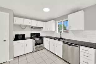 4584 S Knightsbridge Rd, Taylorsville, UT 84129 - Photo 9