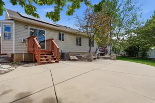 1189 N 750 W, Clinton, UT 84015 - Photo 25