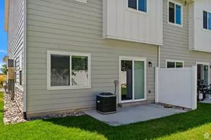 382 E 1850 N, North Ogden, UT 84414 - Photo 21