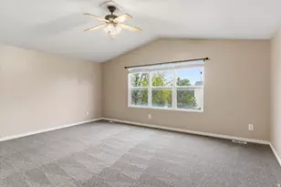 2159 E Hawthorne St, Saratoga Springs, UT 84043 - Photo 17