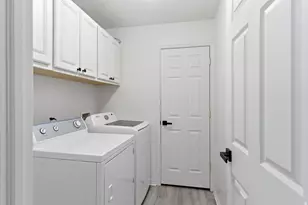 2159 E Hawthorne St, Saratoga Springs, UT 84043 - Photo 25