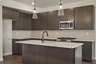 1059 W Audrey Ln S, Woods Cross, UT 84087 - Photo 3