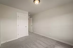 1059 W Audrey Ln S, Woods Cross, UT 84087 - Photo 15