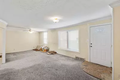 46 E Main St, Wellington, UT 84542 - Photo 9