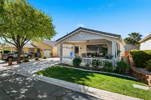1050 W Red Hills Pkwy, Washington, UT 84780 - Photo 5