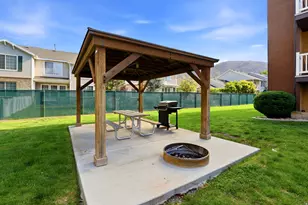 88 W 50 S, Centerville, UT 84014 - Photo 19