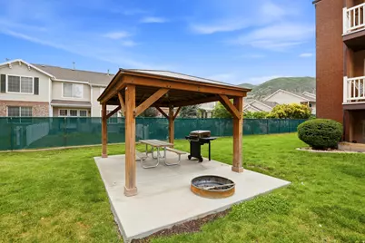 88 W 50 S #P-10, Centerville, UT 84014 - Photo 19