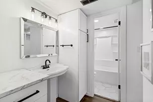 425 S 1000 E, Salt Lake City, UT 84102 - Photo 13