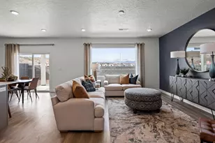 1526 S Sinawava Dr, Washington, UT 84780 - Photo 9