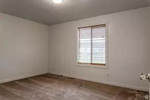 4290 S Vernal, Vernal, UT 84078 - Photo 9