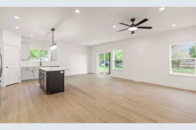 325 W 400 N, Fillmore, UT 84631 - Photo 23