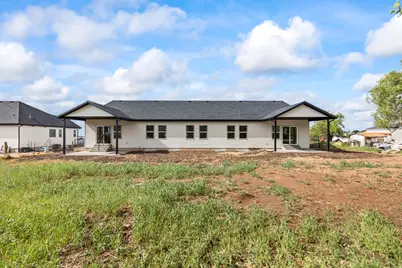 325 W 400 N, Fillmore, UT 84631 - Photo 7