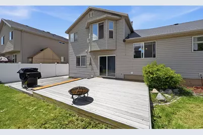 1901 S 650 E, Clearfield, UT 84015 - Photo 29