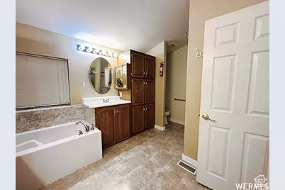 2103 S Mountain Vista Ln, Provo, UT 84606 - Photo 13