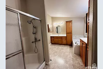2103 S Mountain Vista Ln, Provo, UT 84606 - Photo 25