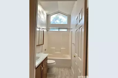 2103 S Mountain Vista Ln, Provo, UT 84606 - Photo 21