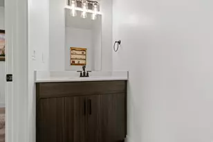 3770 S Grant Ave, South Ogden, UT 84405 - Photo 7